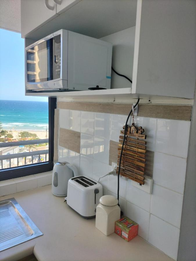 Surfers Paradise Ocean View Apartments Gold Coast Room photo